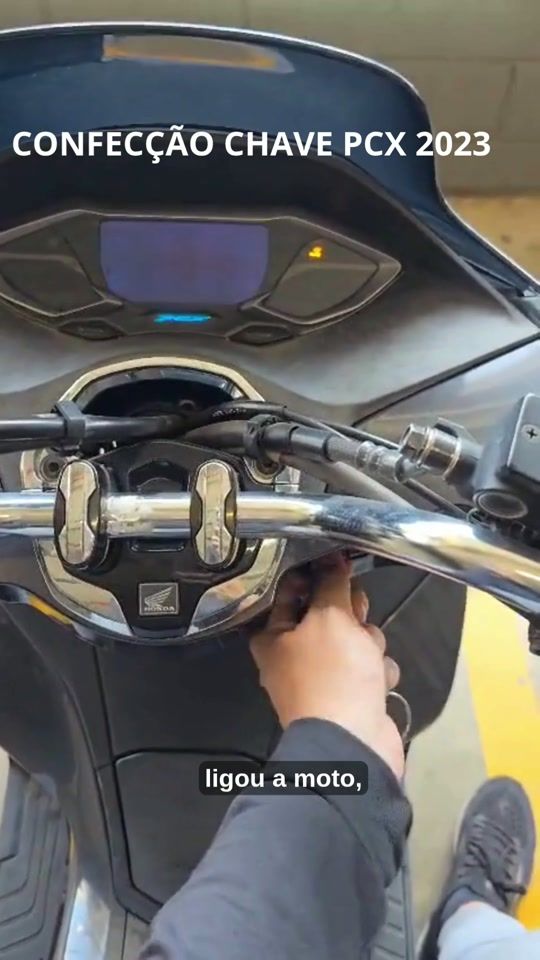 Vídeo da confecção de chave para Honda PCX 2023: a moto não ligava e passa a funcionar com a chave nova